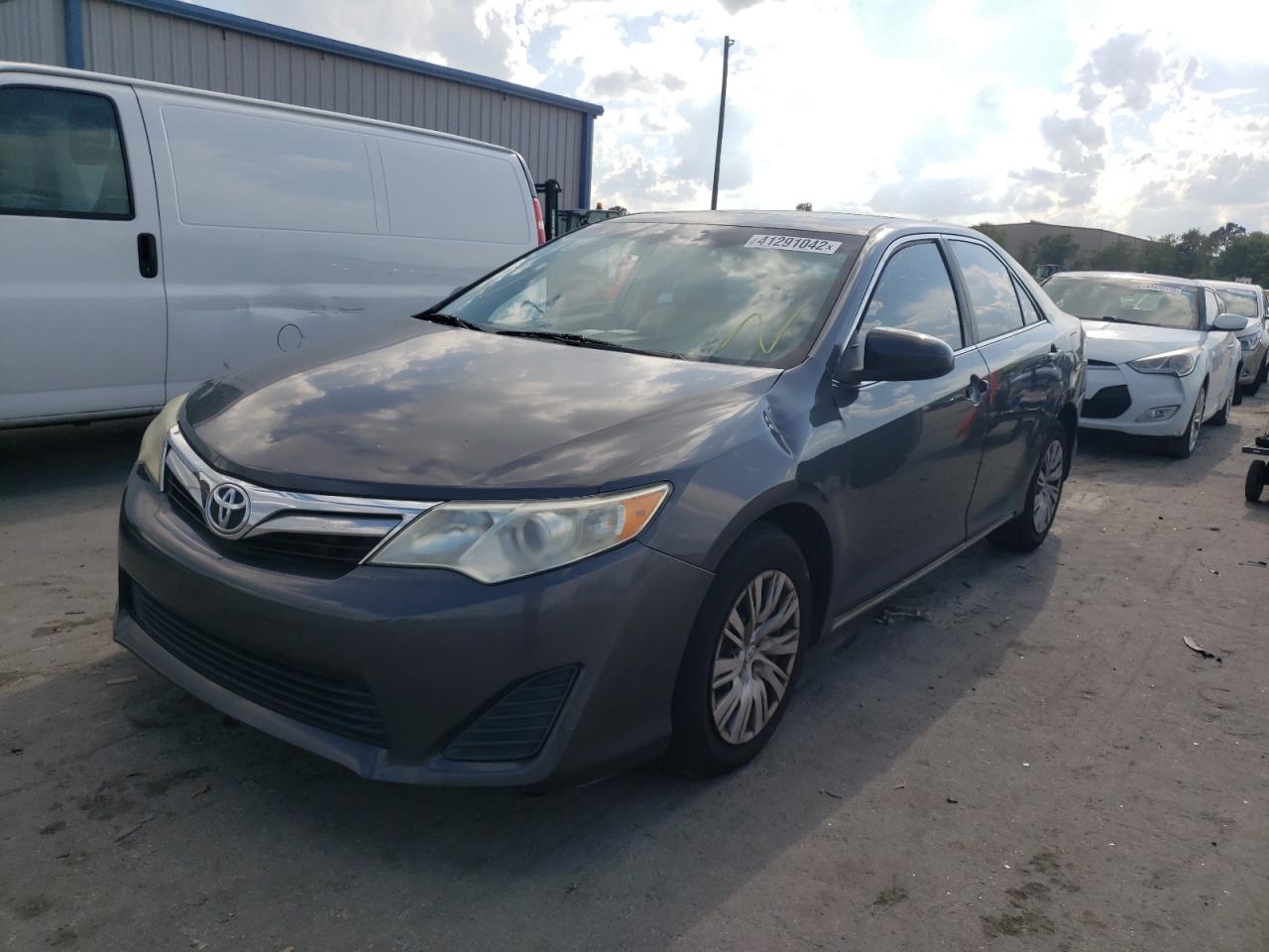Photo 2 from auction – 2012 TOYOTA CAMRY BASE with VIN 4T1BF1FK5CU005502
