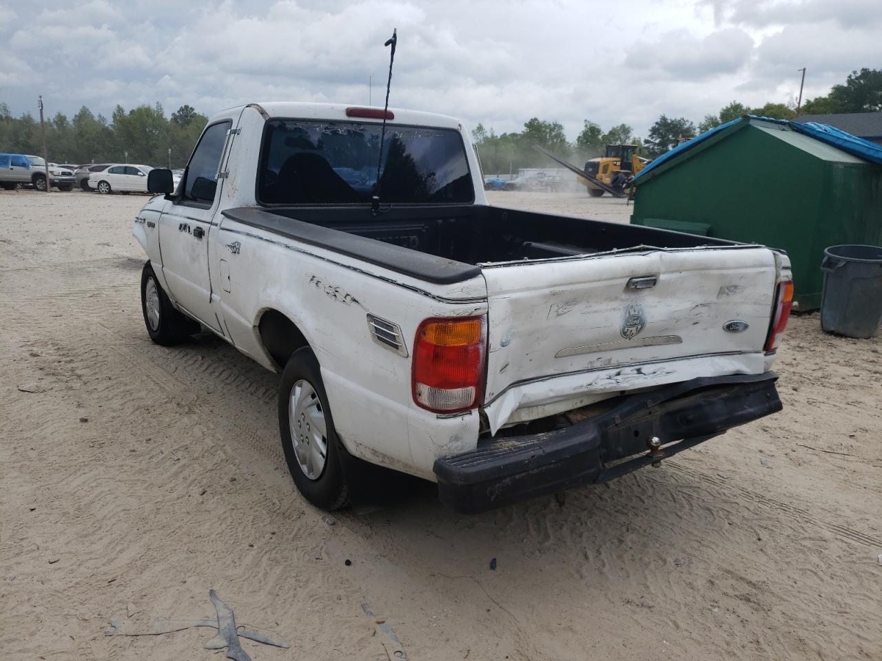Photo 3 from auction – 1998 FORD RANGER with VIN 1FTYR10C5WUC64230