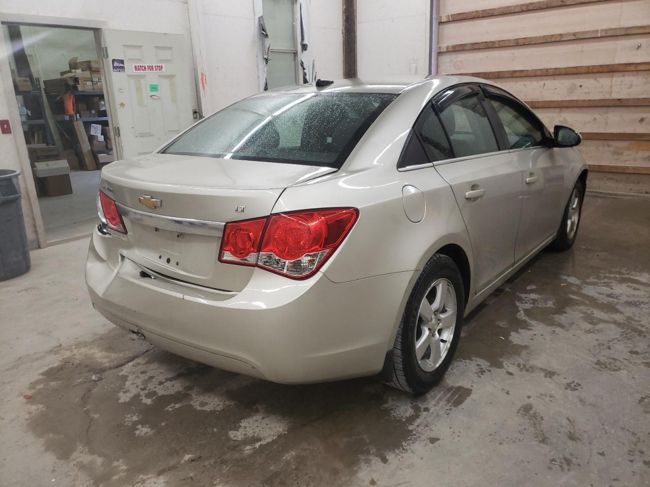 Photo 4 from auction – 2014 CHEVROLET CRUZE LT with VIN 1G1PC5SB6E7223930