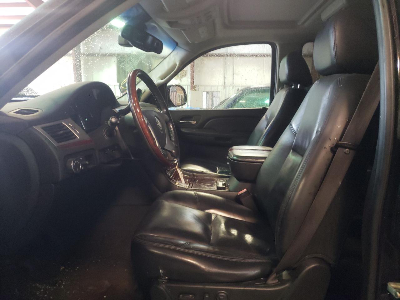 Photo 5 from auction – 2008 CADILLAC ESCALADE L with VIN 1GYFK63848R124198