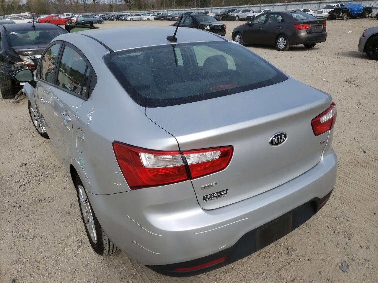 Photo 3 from auction – 2014 KIA RIO LX with VIN KNADM4A35E6415421
