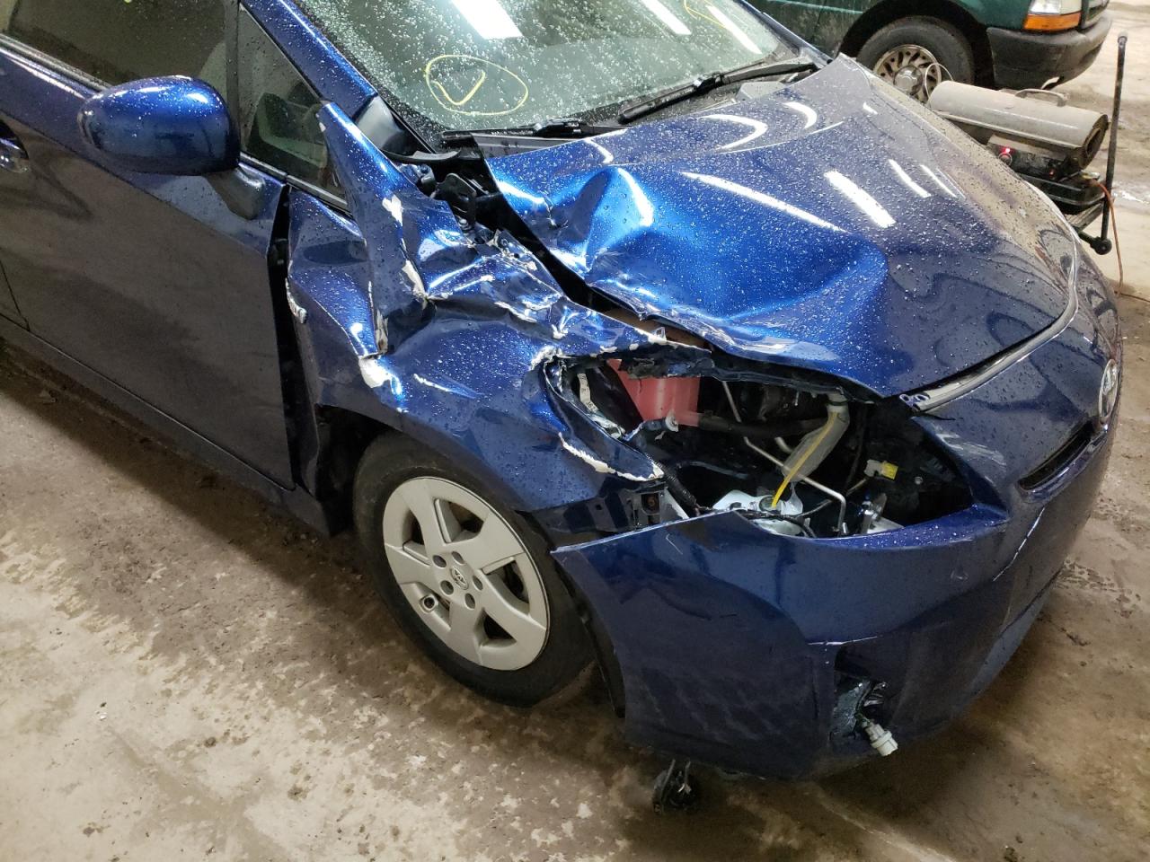 Photo 9 from auction – 2011 TOYOTA PRIUS with VIN JTDKN3DUXB0285432