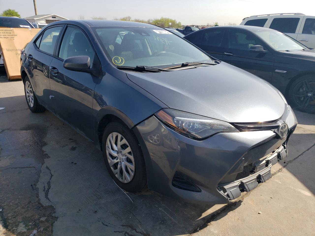 TOYOTA COROLLA L 2018 with VIN 2T1BURHE1JC111181 - Photo from auction