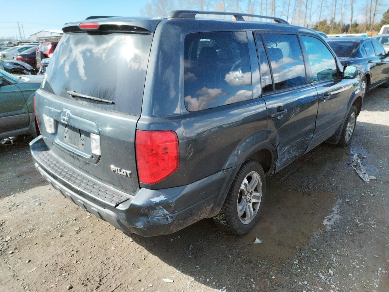 Photo 4 from auction – 2003 HONDA PILOT EX with VIN 2HKYF18423H568546