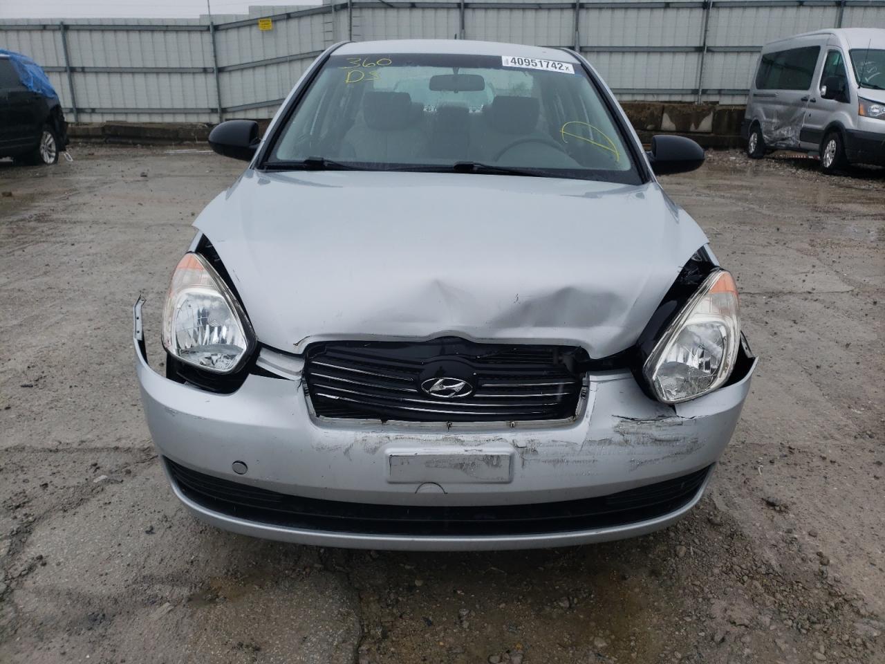 Photo 9 from auction – 2009 HYUNDAI ACCENT GLS with VIN KMHCM46C09U288484