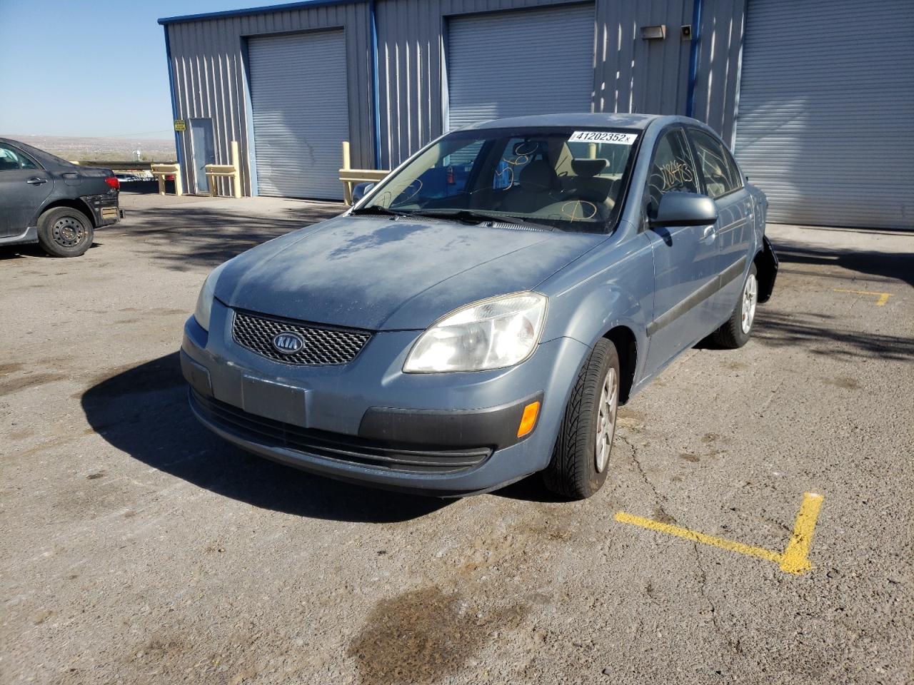 Photo 2 from auction – 2007 KIA RIO BASE with VIN KNADE123176270519