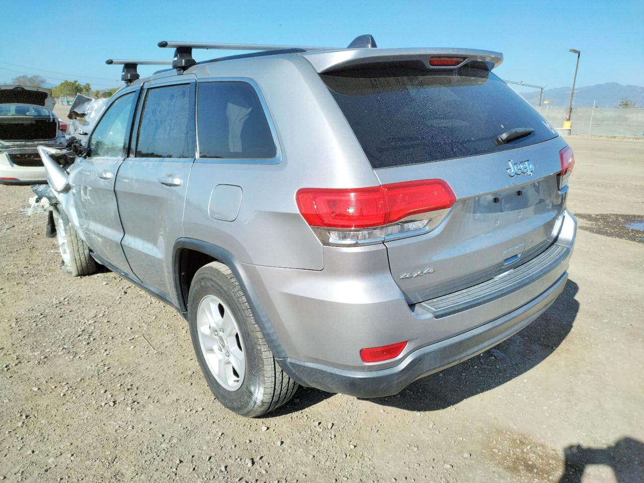 Photo 3 from auction – 2015 JEEP GRAND CHER with VIN 1C4RJFAG1FC903333
