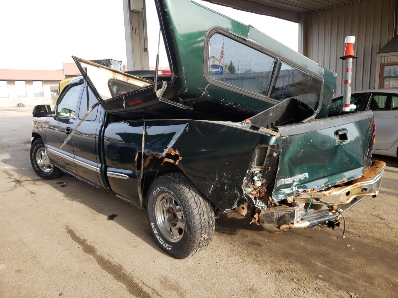 Photo 3 from auction – 2002 GMC NEW SIERRA with VIN 1GTEC19T52Z343370