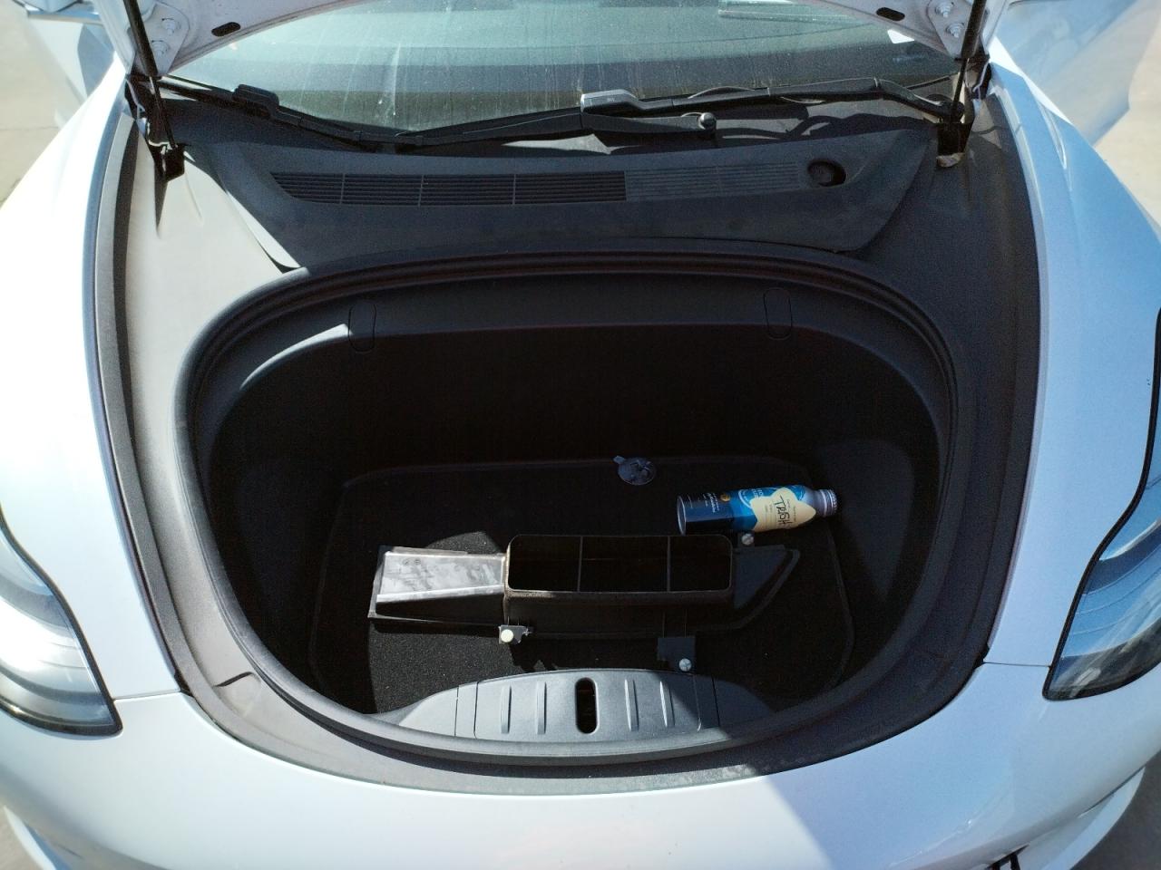 Photo 7 from auction – 2019 TSMR MODEL S with VIN 5YJ3E1EB6JF134240