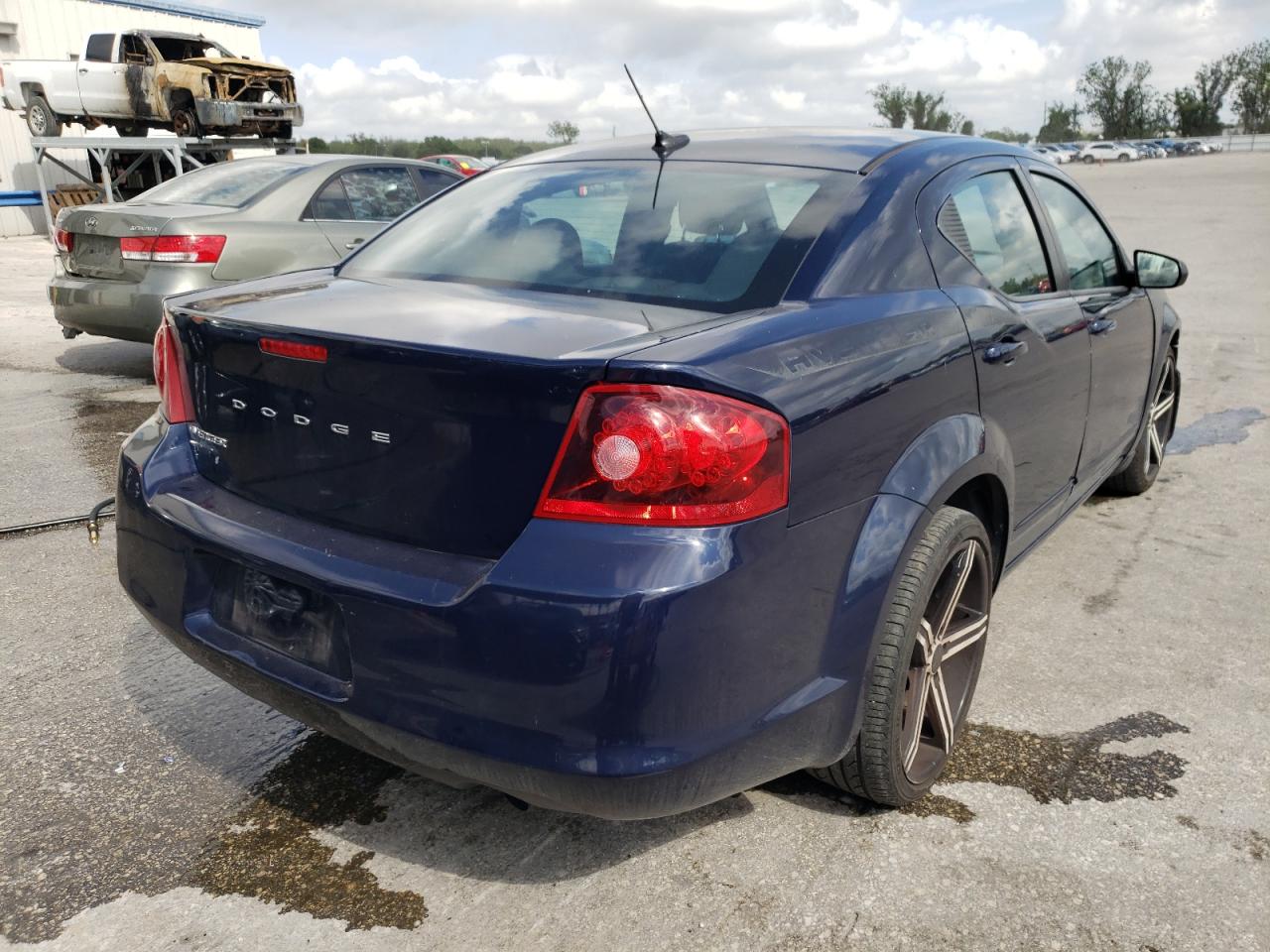 Zdjęcie 4 z aukcji – 2013 DODGE AVENGER SE z VIN 1C3CDZABXDN642843