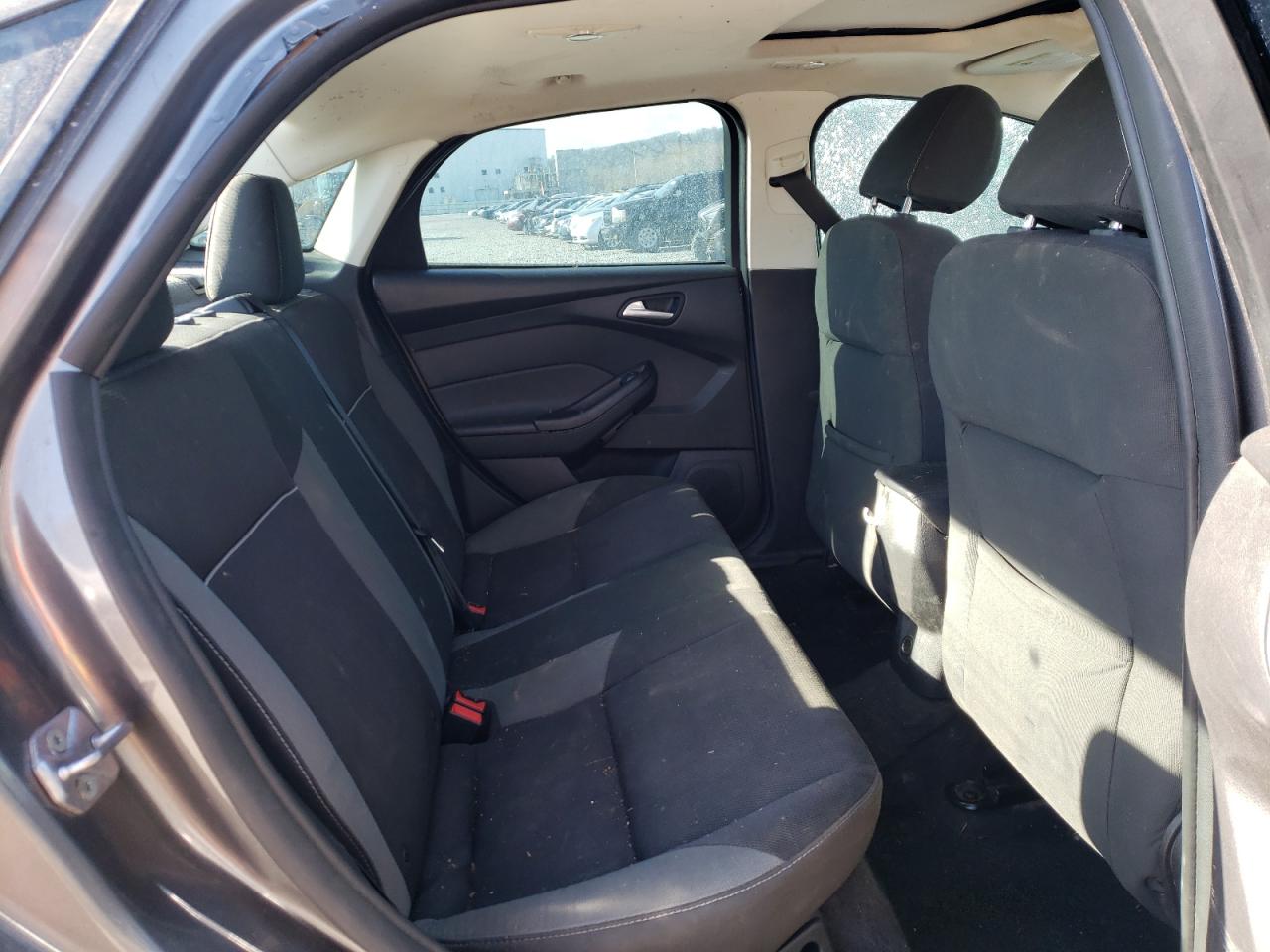 Photo 6 from auction – 2013 FORD FOCUS SE with VIN 1FADP3F20DL138123