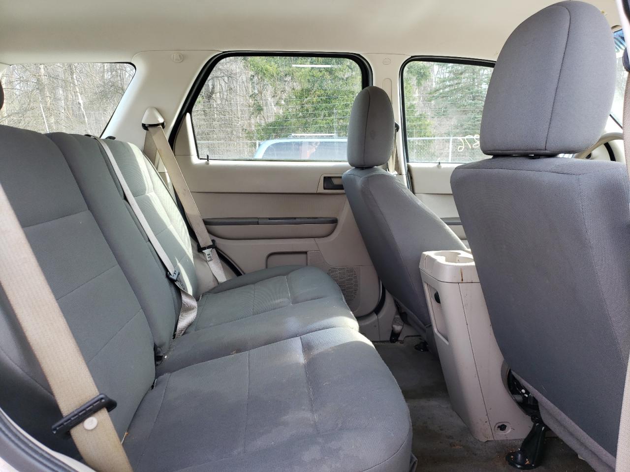 Photo 6 from auction – 2009 FORD ESCAPE XLS with VIN 1FMCU02759KC67918