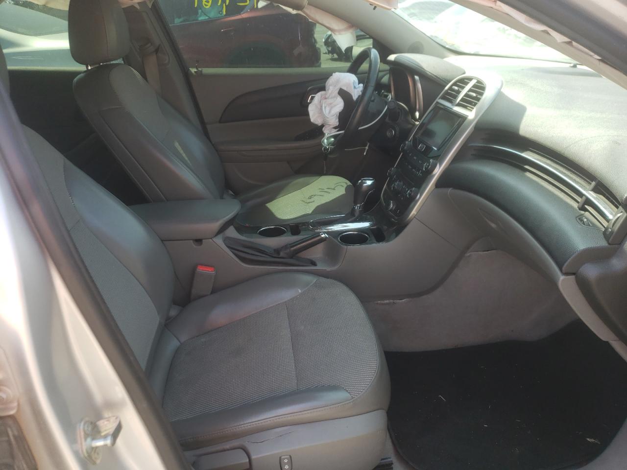 Photo 5 from auction – 2015 CHEVROLET MALIBU 2LT with VIN 1G11D5SL0FF166210