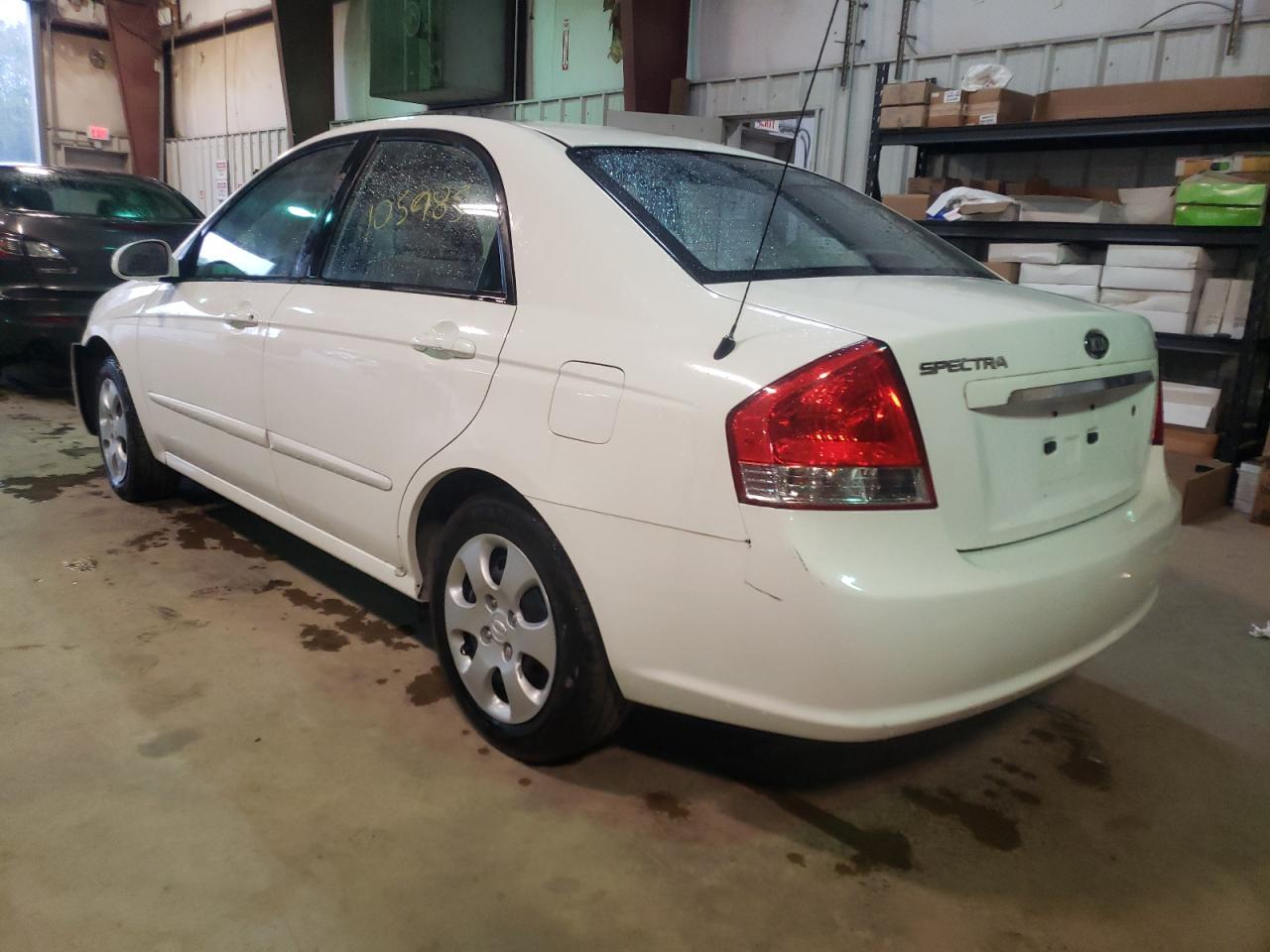 Photo 3 from auction – 2009 KIA SPECTRA EX with VIN KNAFE221295629818