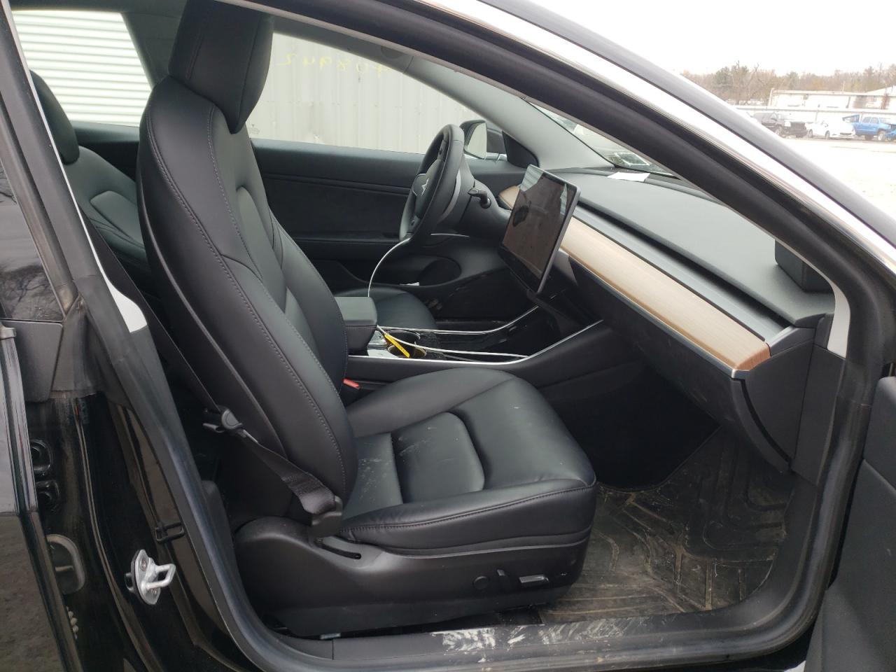 Photo 5 from auction – 2019 TESLA MODEL 3 with VIN 5YJ3E1EB5KF511321