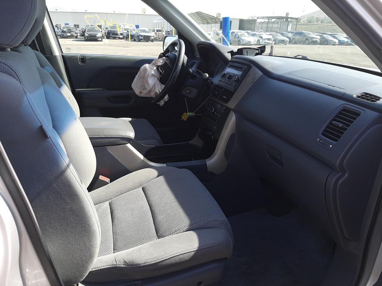 Photo 9 from auction – 2008 HONDA PILOT SE with VIN 5FNYF28398B020305