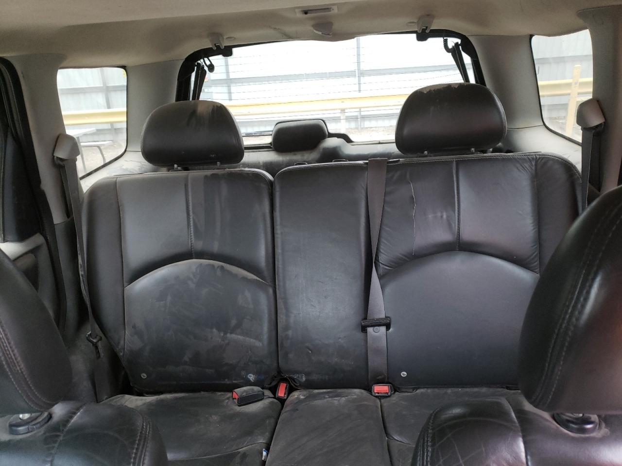 Photo 6 from auction – 2005 MAZDA TRIBUTE S with VIN 4F2YZ96195KM12460