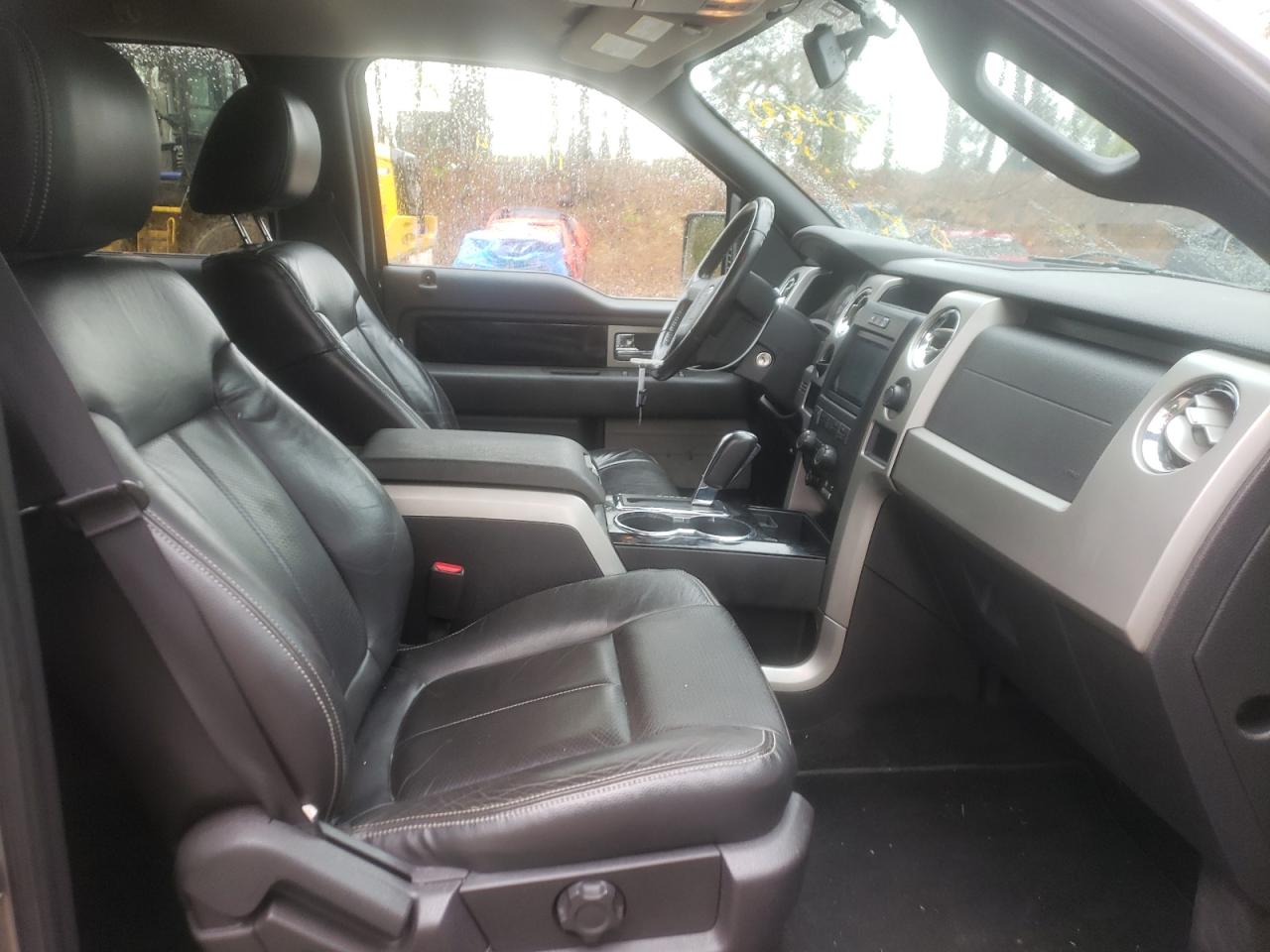 Photo 5 from auction – 2010 FORD F150 SUPER with VIN 1FTFW1CV8AKB58677