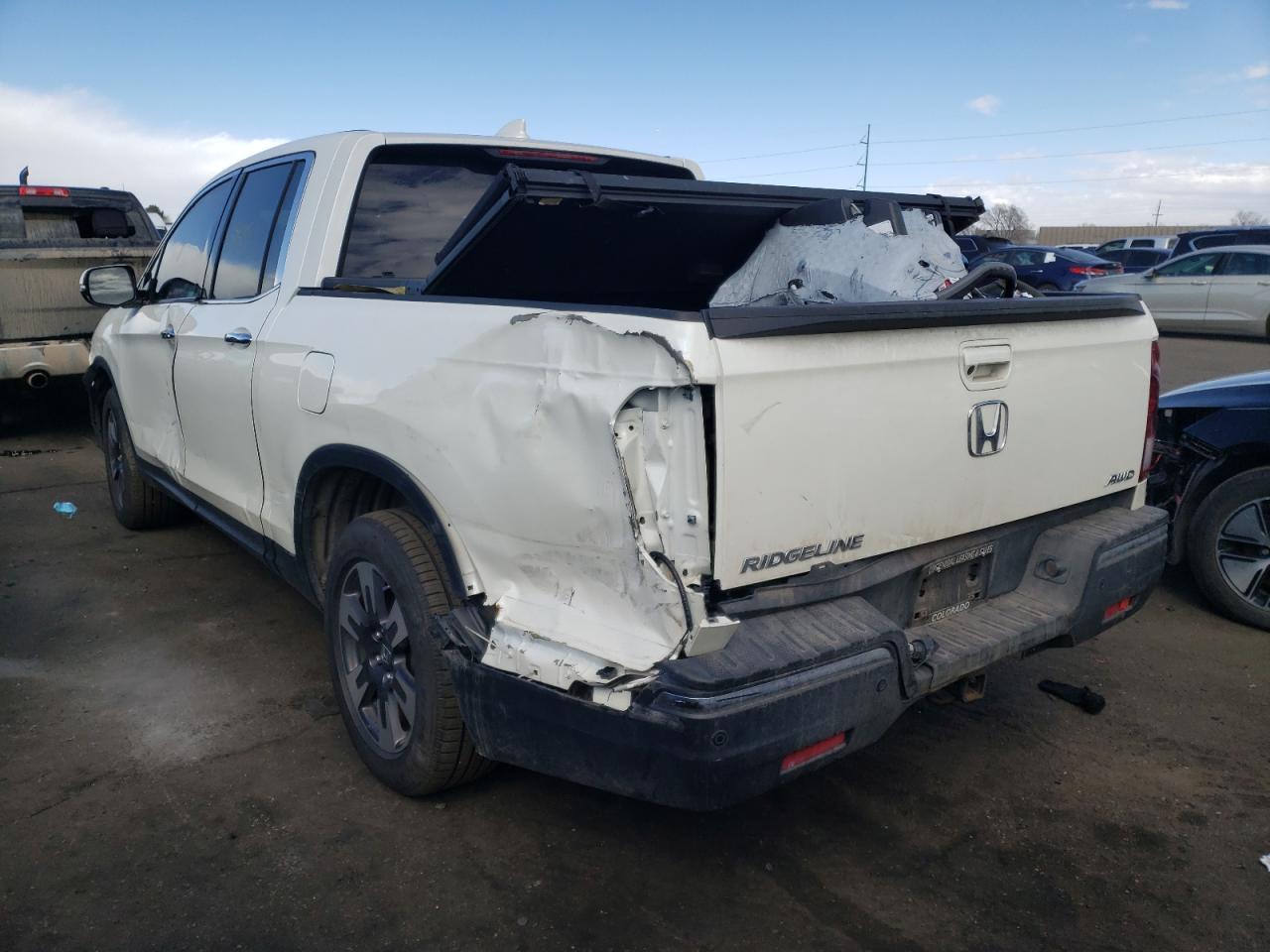Photo 3 from auction – 2019 HONDA RIDGELINE with VIN 5FPYK3F78KB012153