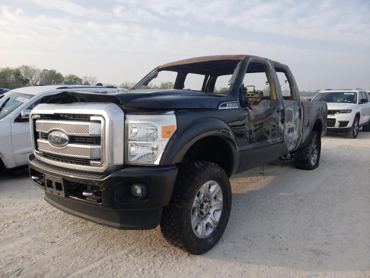 Photo 2 from auction – 2015 FORD F350 SUPER with VIN 1FT8W3BT1FEC70330