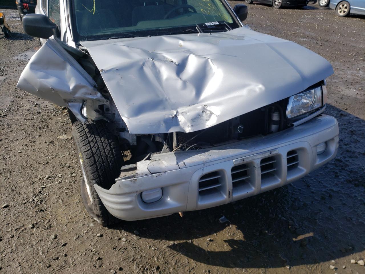 Photo 9 from auction – 2002 ISUZU RODEO S with VIN 4S2CK58W724322552