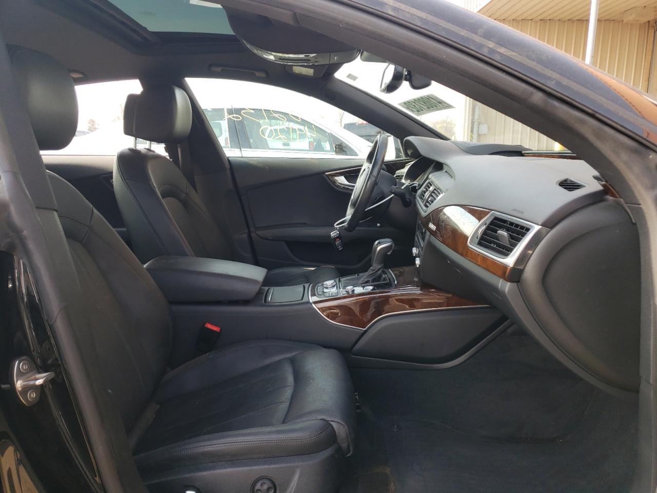 Photo 5 from auction – 2017 AUDI A7 PRESTIG with VIN WAU22AFC4HN036649
