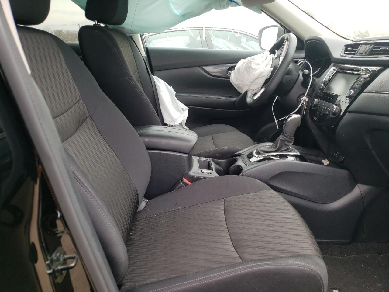 Photo 5 from auction – 2020 NISSAN ROGUE S with VIN 5N1AT2MT2LC776933
