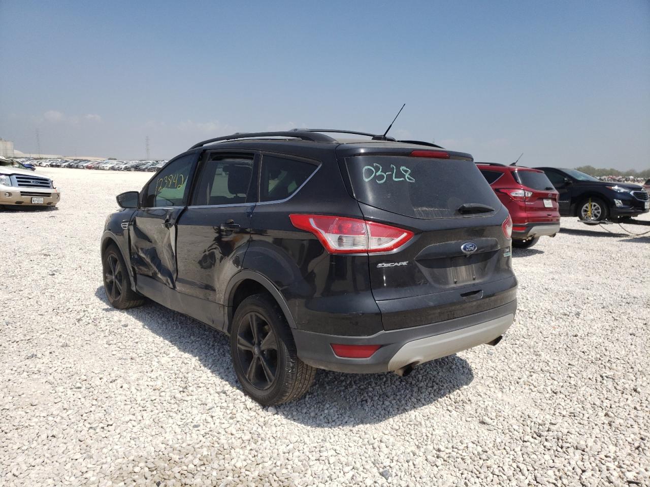 Photo 3 from auction – 2014 FORD ESCAPE SE with VIN 1FMCU0GX7EUB29093