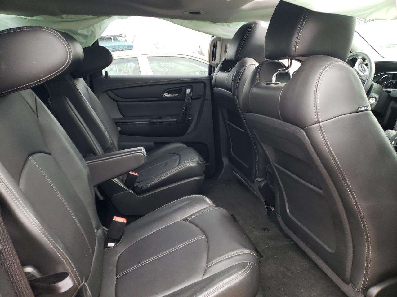 Photo 6 from auction – 2014 GMC ACADIA SLT with VIN 1GKKVRKD1EJ204097