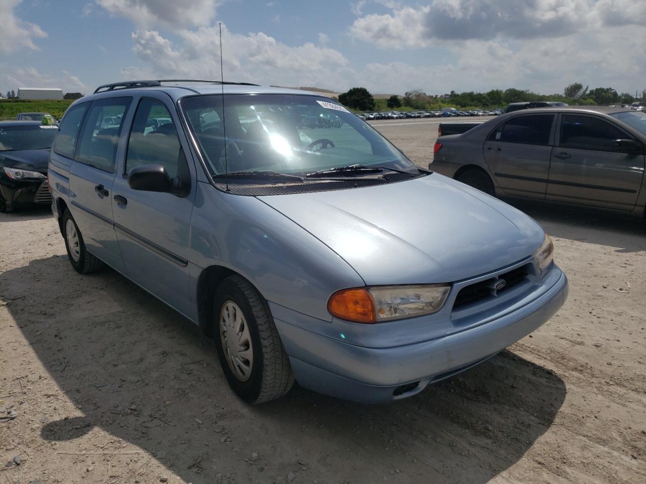FORD WINDSTAR W 1998 with VIN 2FMDA5143WBB61829 - Photo from auction