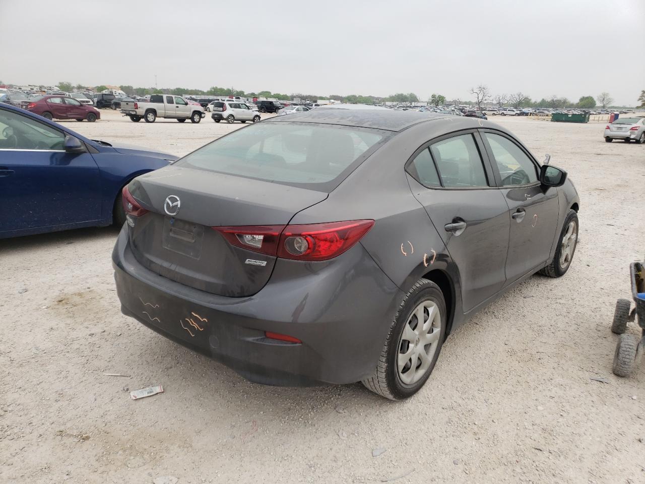 Photo 4 from auction – 2017 MAZDA 3 SPORT with VIN 3MZBN1U74HM116332