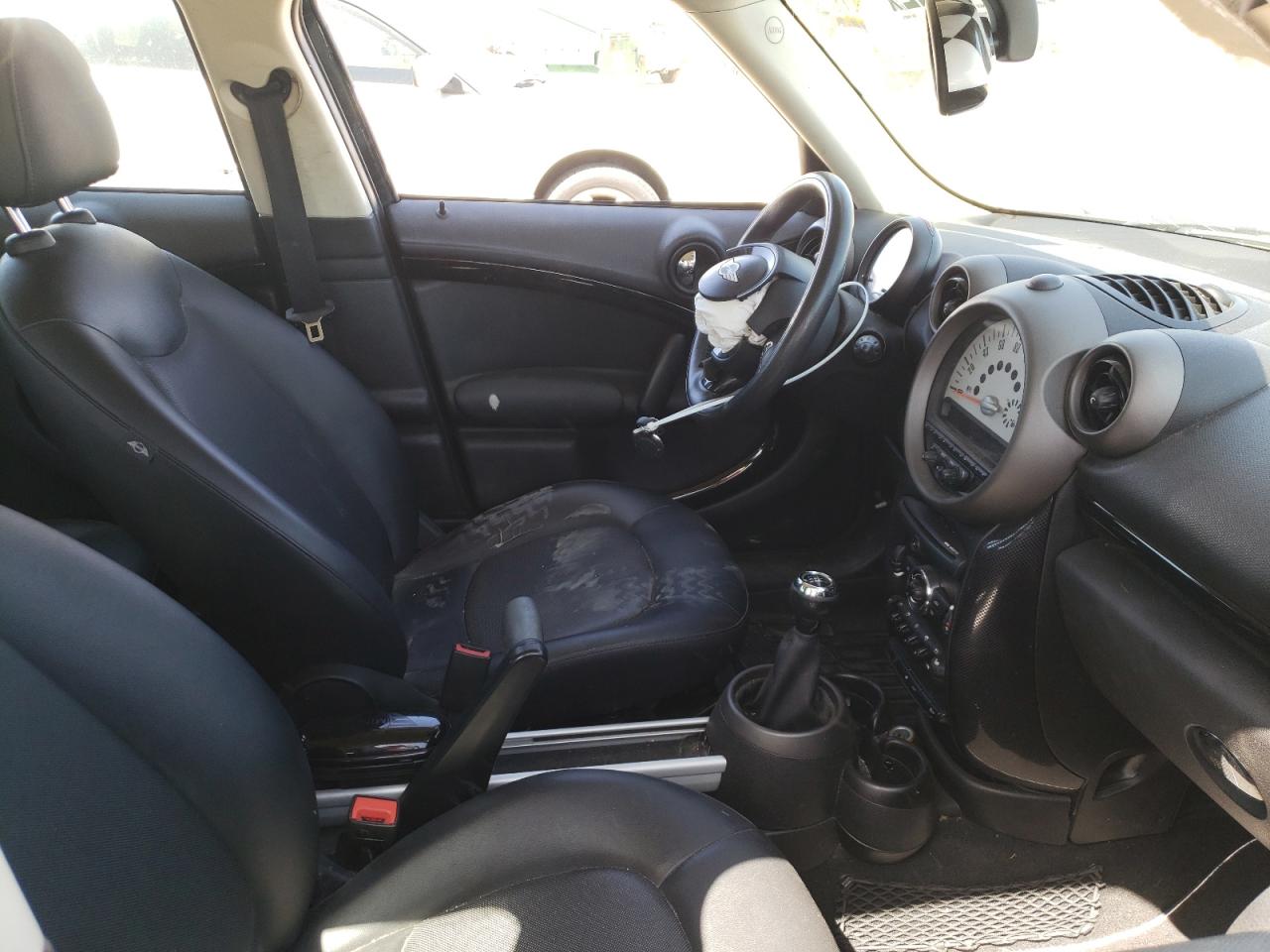 Photo 5 from auction – 2012 MINI COOPER COU with VIN WMWZB3C50CWM30376