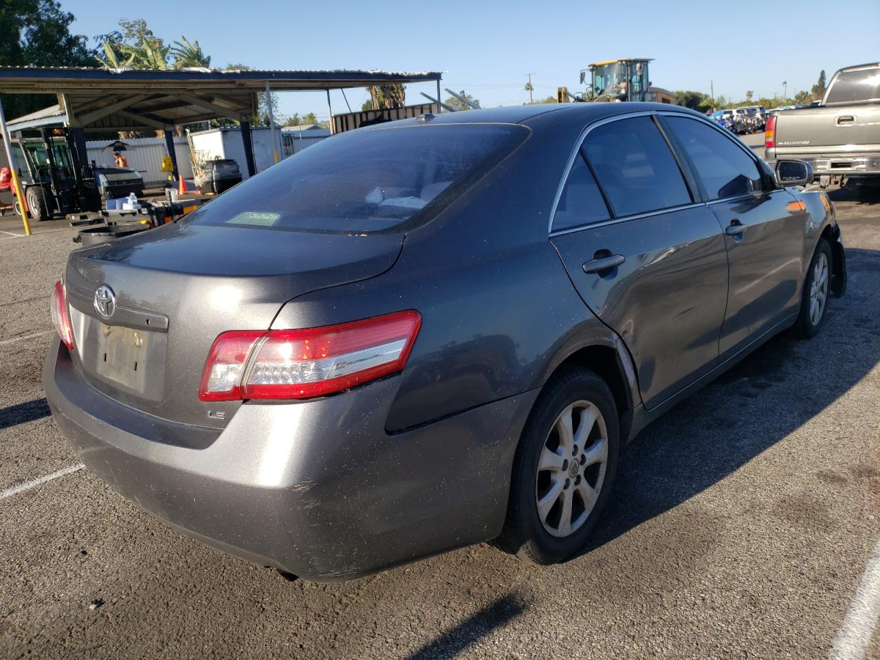 Photo 4 from auction – 2010 TOYOTA CAMRY BASE with VIN 4T1BF3EK2AU064677