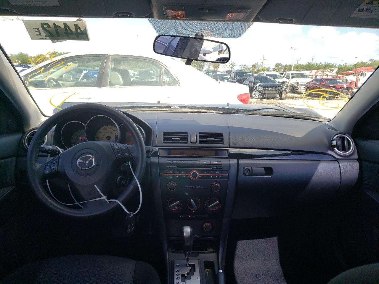 Photo 9 from auction – 2009 MAZDA 3 I with VIN JM1BK32FX91233087