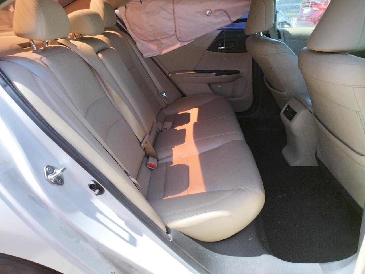 Photo 6 from auction – 2015 HONDA ACCORD TOU with VIN 1HGCR3F91FA028811