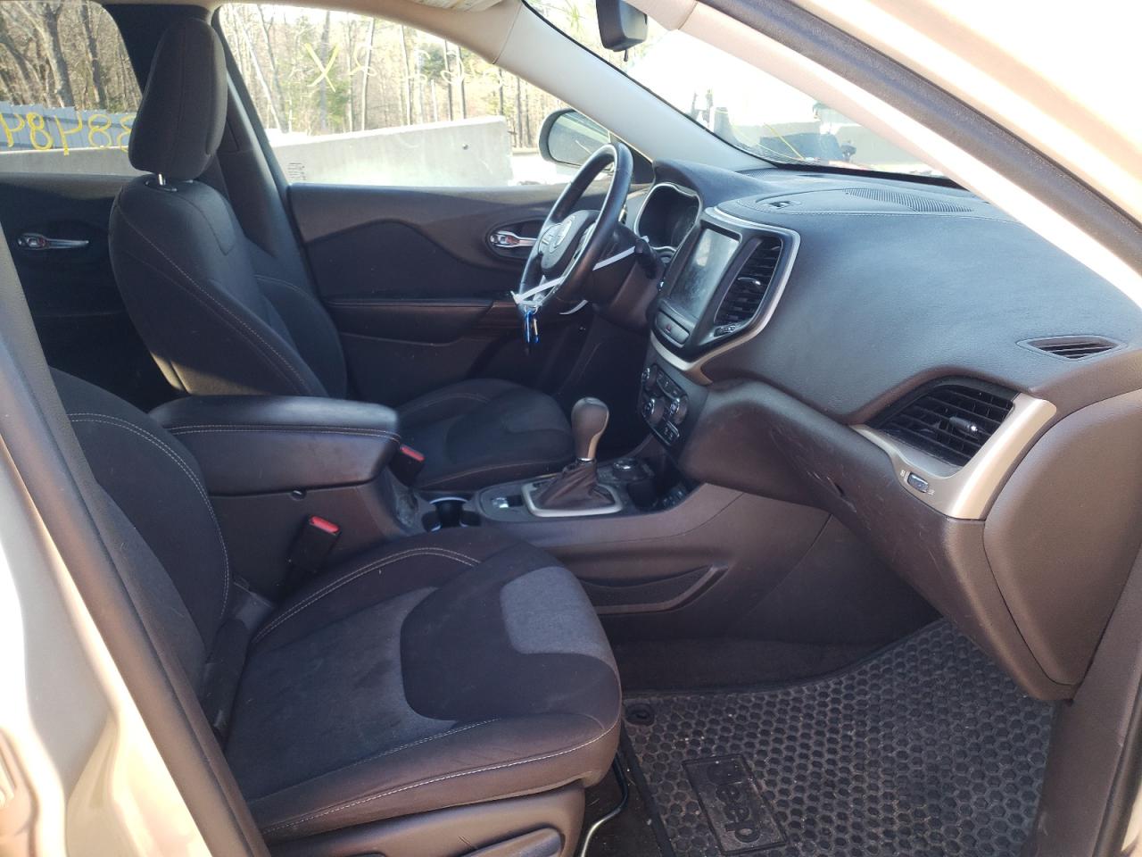 Photo 5 from auction – 2014 JEEP CHEROKEE L with VIN 1C4PJMCS1EW318195