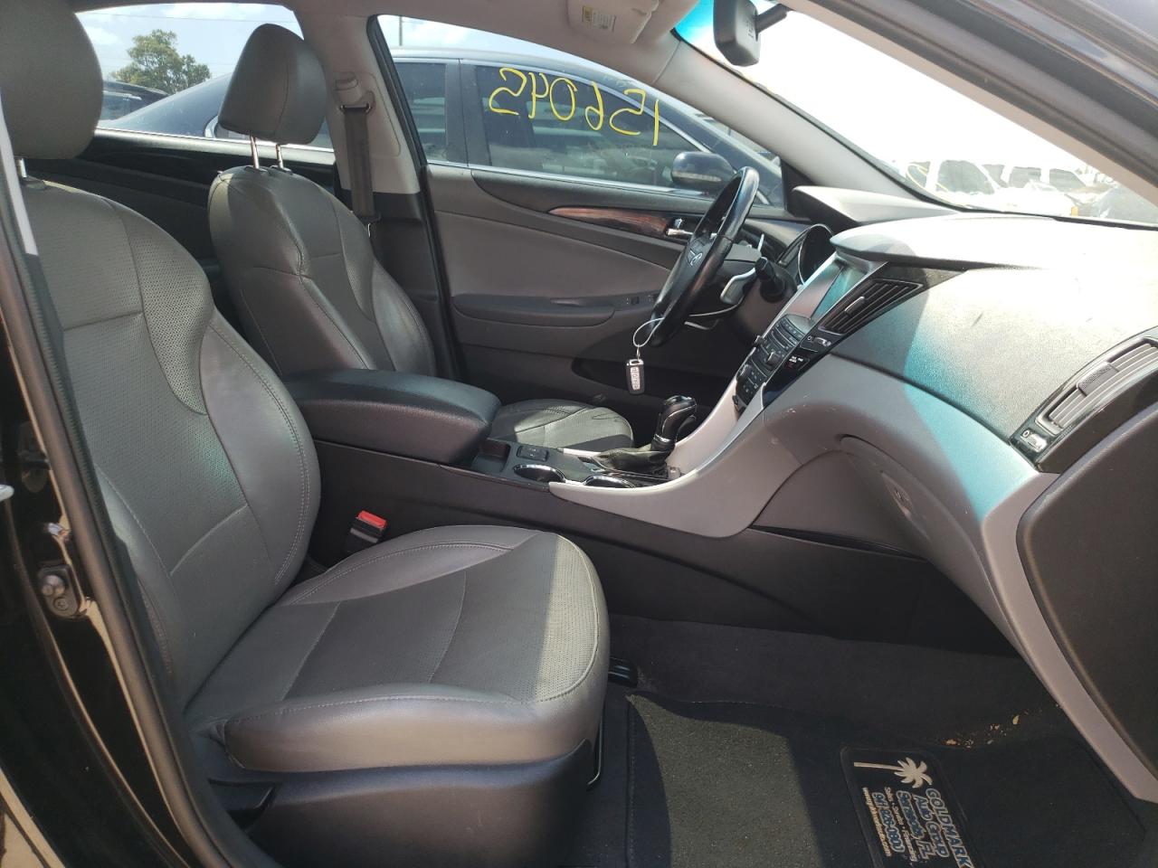 Photo 5 from auction – 2014 HYUNDAI SONATA SE with VIN 5NPEC4AB7EH832837