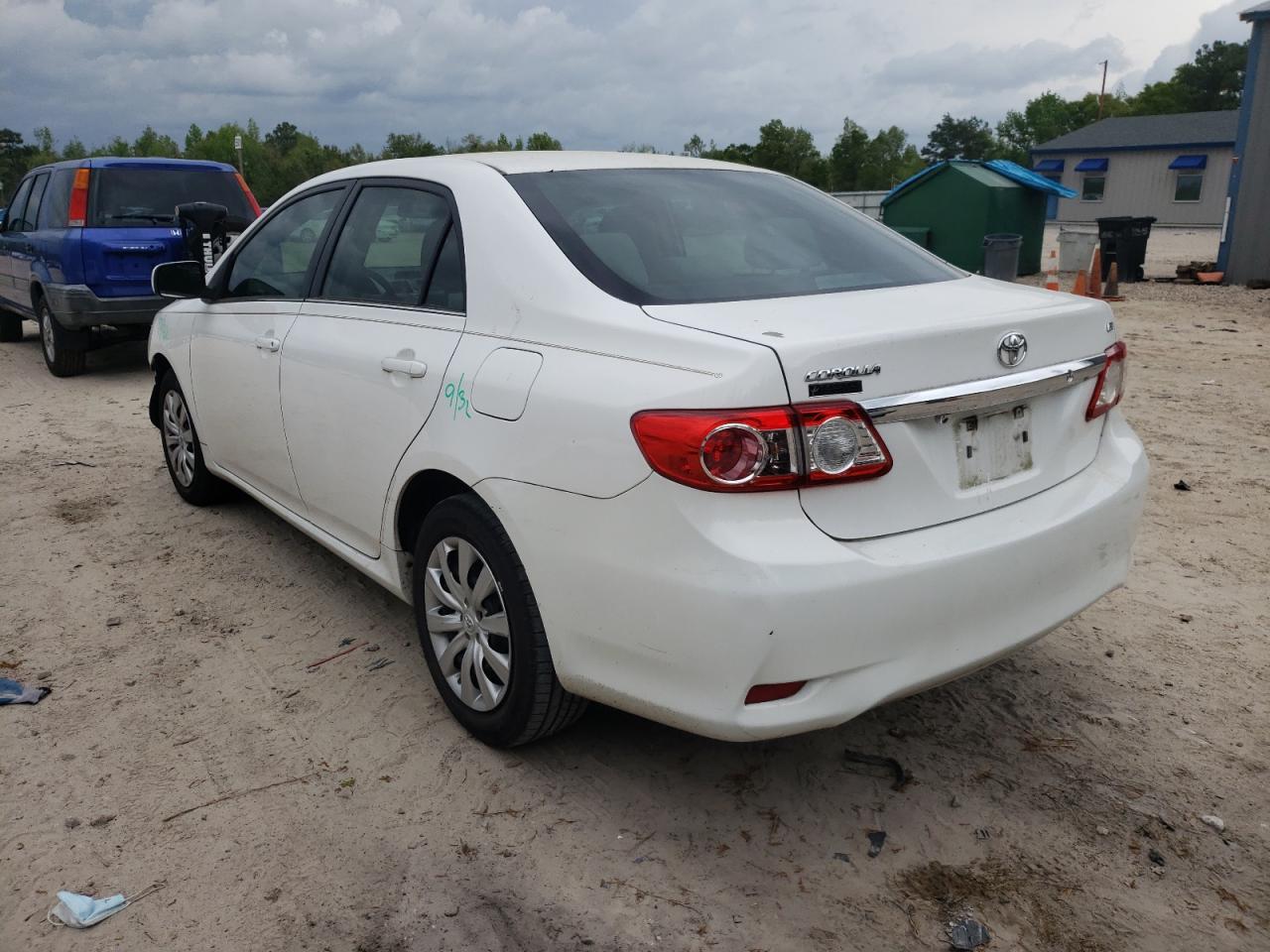 Photo 3 from auction – 2013 TOYOTA COROLLA BA with VIN 5YFBU4EEXDP197411
