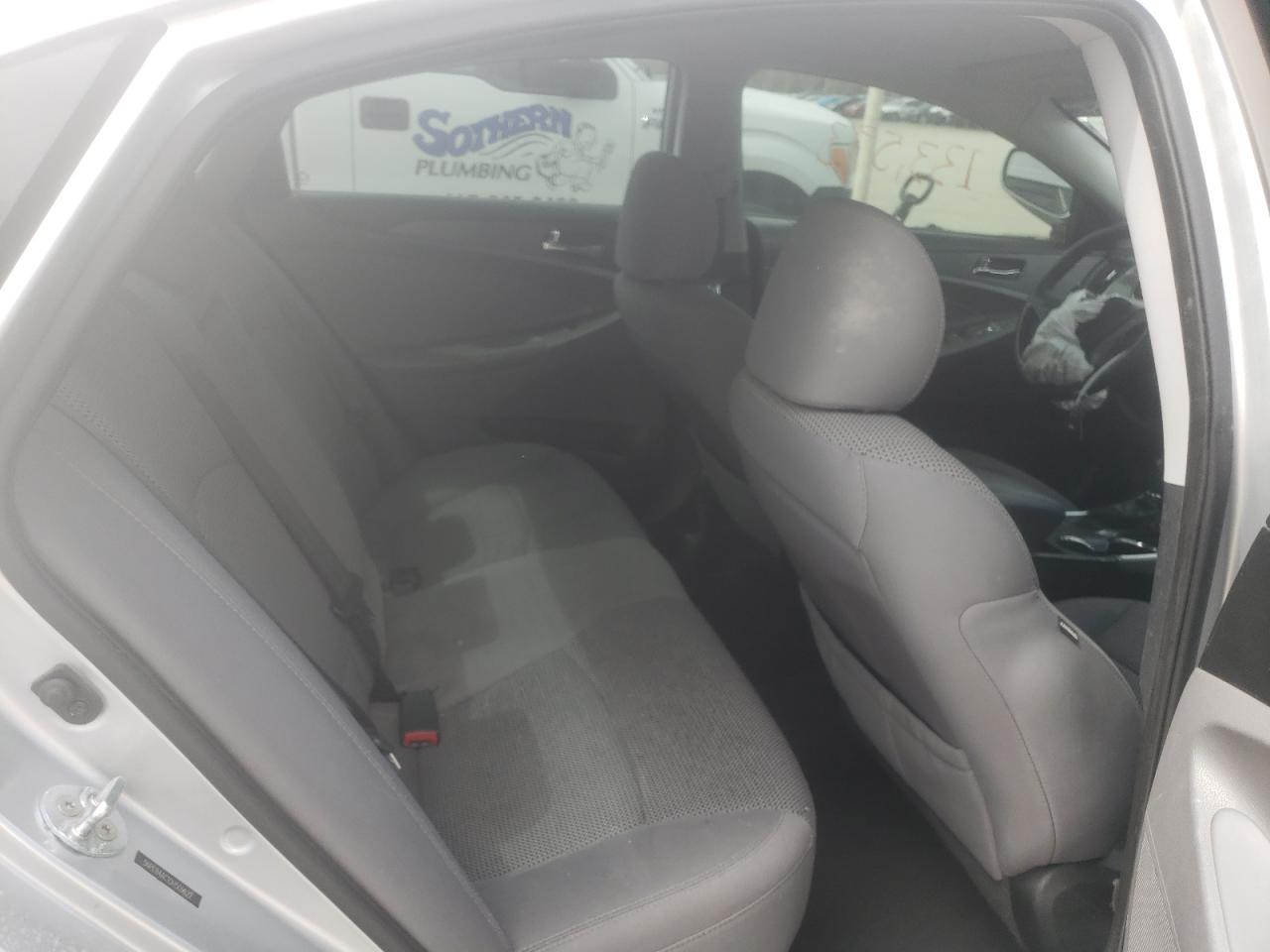 Photo 6 from auction – 2013 HYUNDAI SONATA GLS with VIN 5NPEB4AC1DH509622