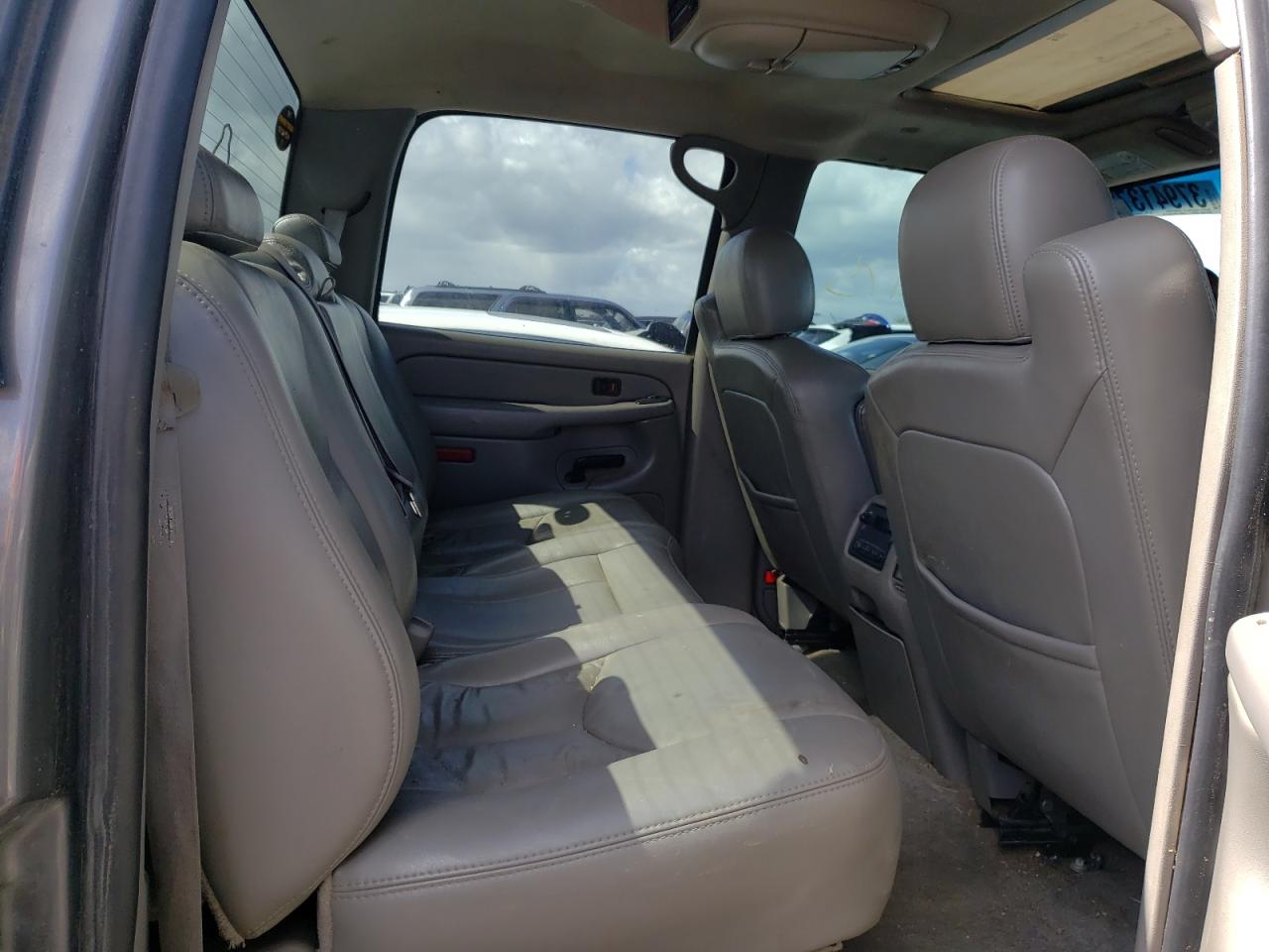 Photo 6 from auction – 2007 GMC SIERRA K25 with VIN 1GTHK23D87F179886