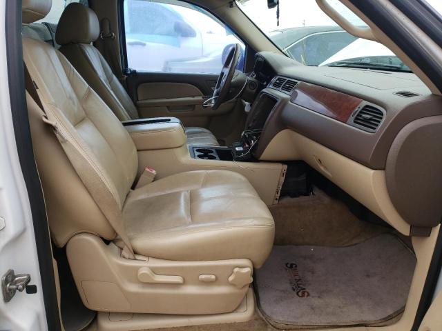 Photo 5 from auction – 2012 CHEVROLET AVALANCHE with VIN 3GNMCFE03CG105563