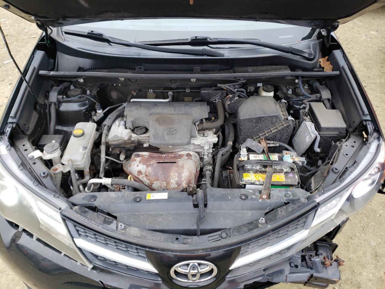 Photo 7 from auction – 2015 TOYOTA RAV4 LE with VIN 2T3ZFREV5FW218759