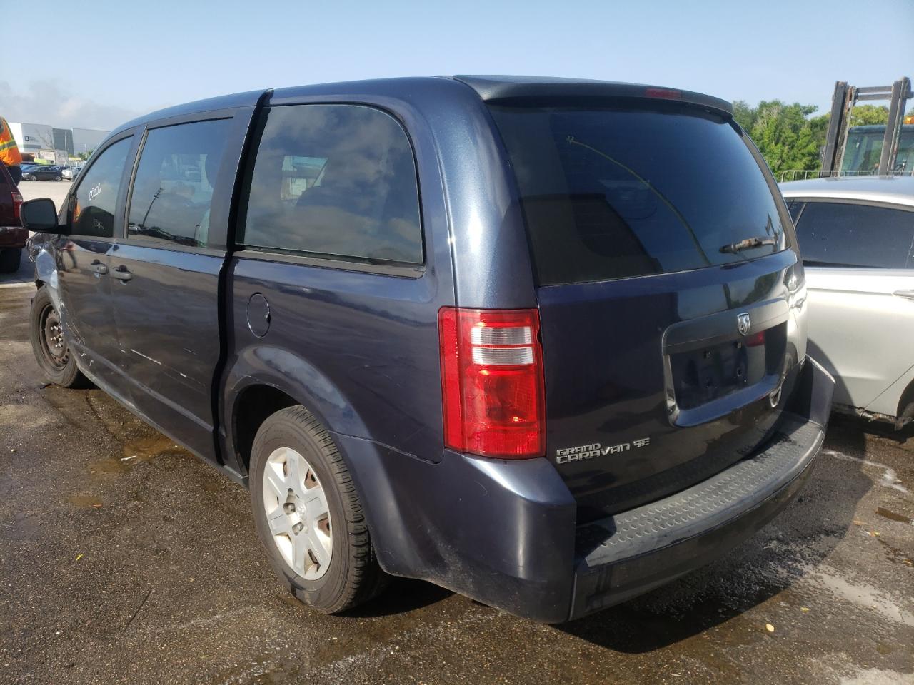 Photo 3 from auction – 2008 DODGE GRAND CARA with VIN 2D8HN44H78R118769