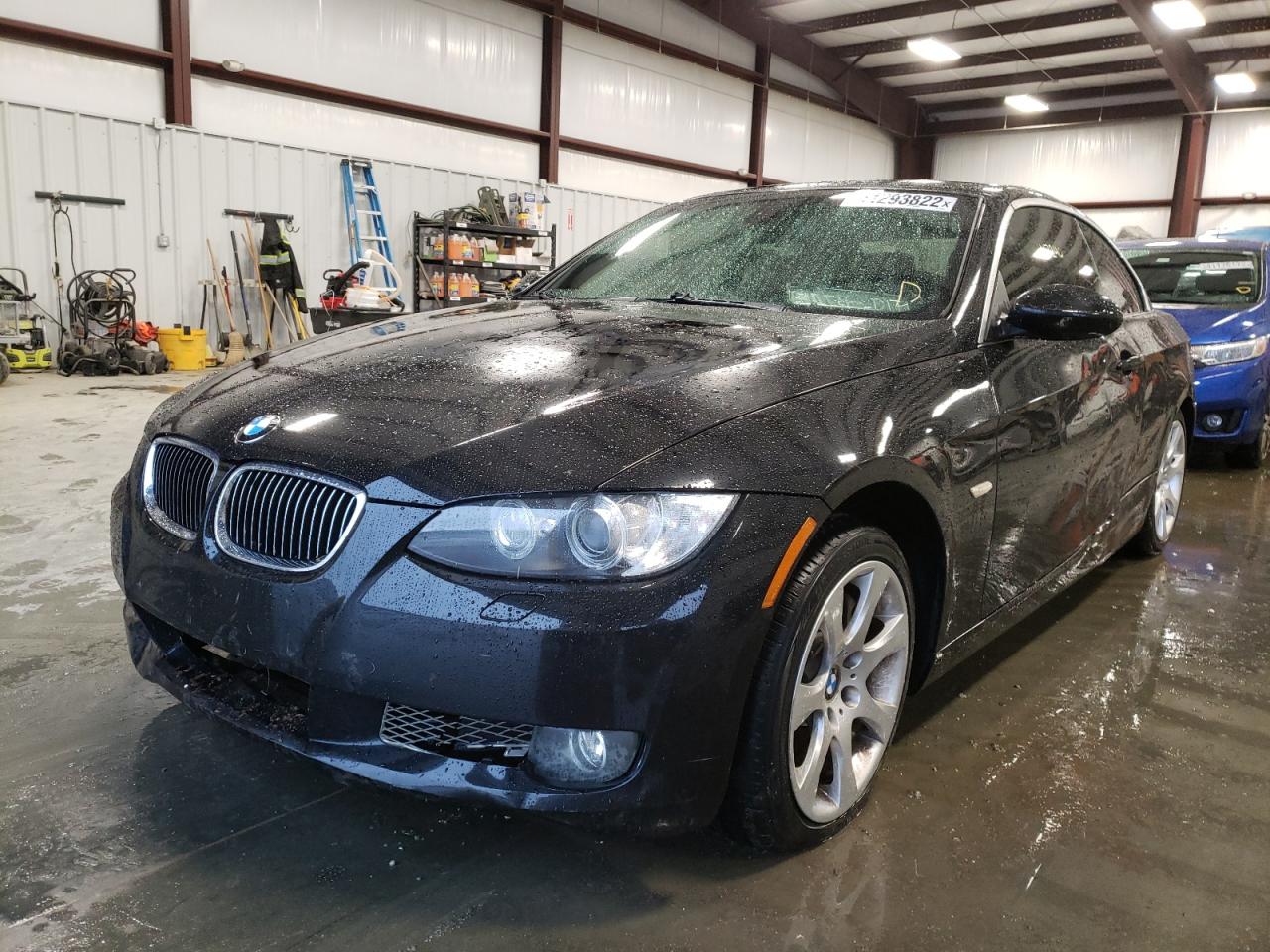 Photo 2 from auction – 2007 BMW 335 I with VIN WBAWL73507PX45492