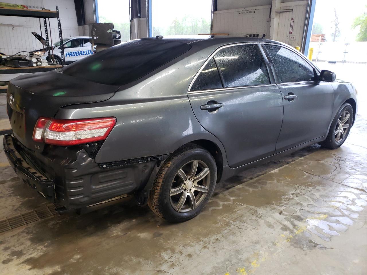 Photo 4 from auction – 2011 TOYOTA CAMRY BASE with VIN 4T1BF3EKXBU771074