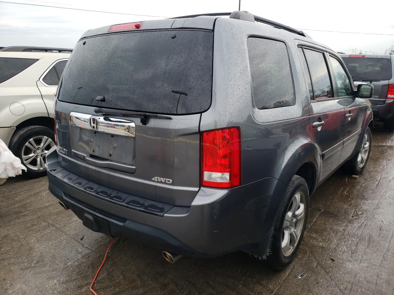 Photo 4 from auction – 2012 HONDA PILOT EXL with VIN 5FNYF4H55CB003801