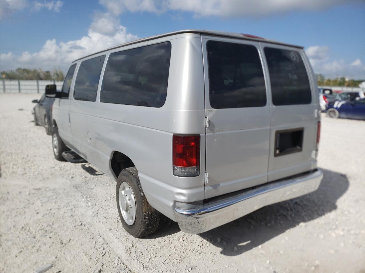 Photo 3 from auction – 2006 FORD ECONOLINE with VIN 1FBNE31L26HA16359