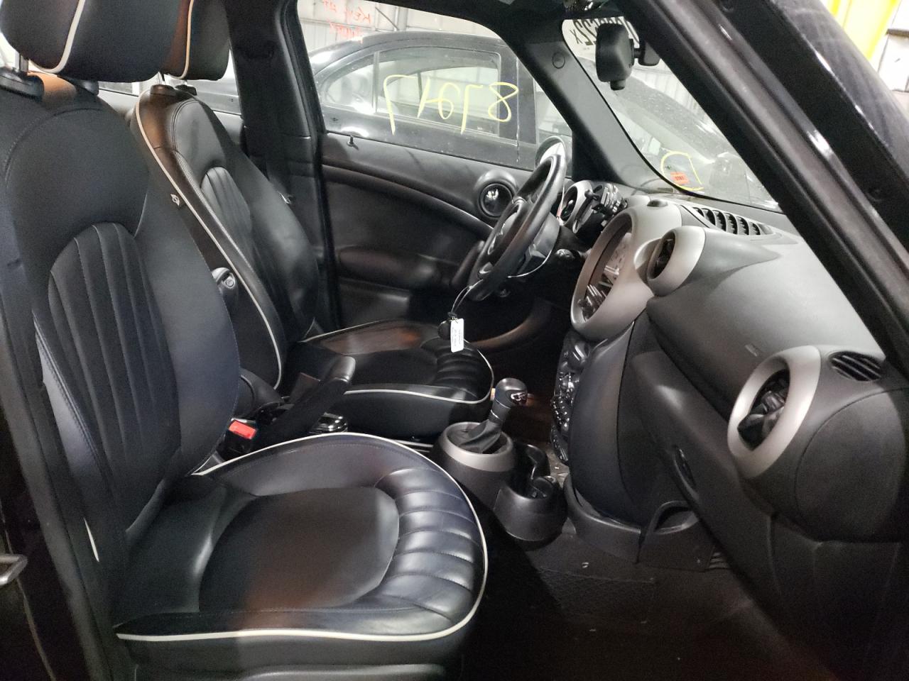 Photo 5 from auction – 2012 MINI COOPER S C with VIN WMWZC3C57CWL85871