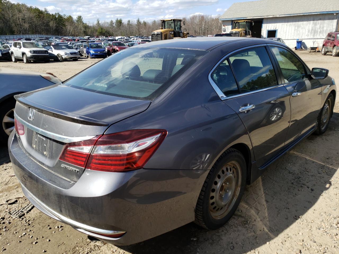 Photo 4 from auction – 2016 HONDA ACCORD SPO with VIN 1HGCR2E54GA157152