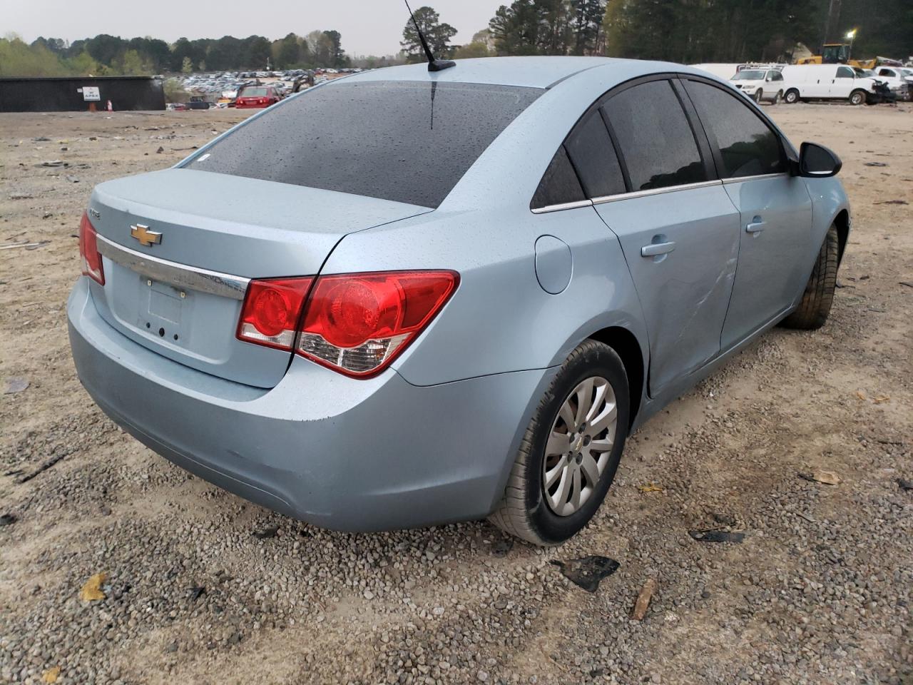 Photo 4 from auction – 2011 CHEVROLET CRUZE LS with VIN 1G1PC5SH6B7108261